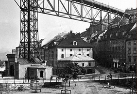 upfglasbrgat_1896min.jpg